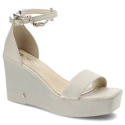 Sandalen CARINII - B8032_-772-000-000-F09 Beige