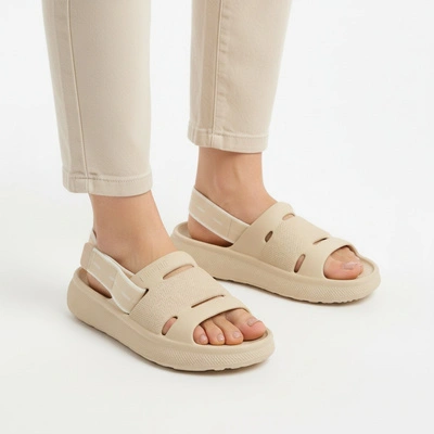 Sandalen MUSTANG - 1465-801-4 Beige 52C0175